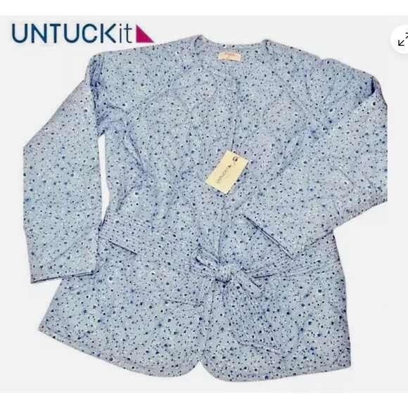 NWT UNTUCKit Lindy Quilted Jacket Blue Floral Sz M Belted Lightweight Cottagecor - Picture 3 of 15